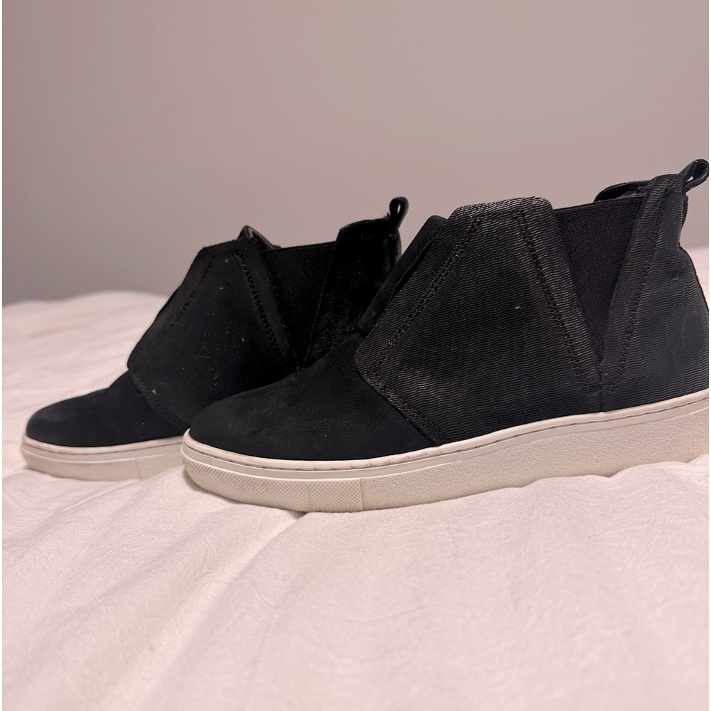 Miz Mooz Platform Sneakers, Black, Size 38.